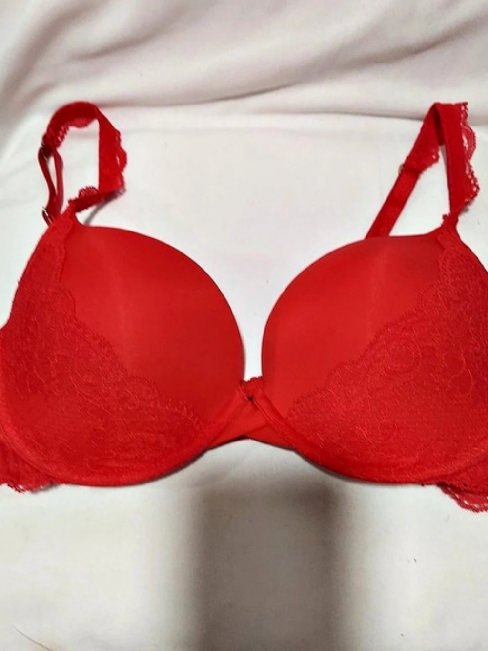 Maidenform Red Lace Underwire Bra Size 36C